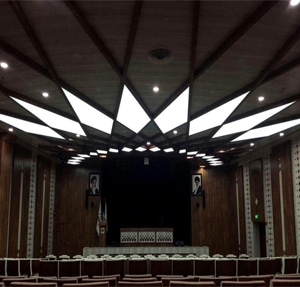سقف کشسان لابل در سالن اجتماعات حوزه علمیه مشهد